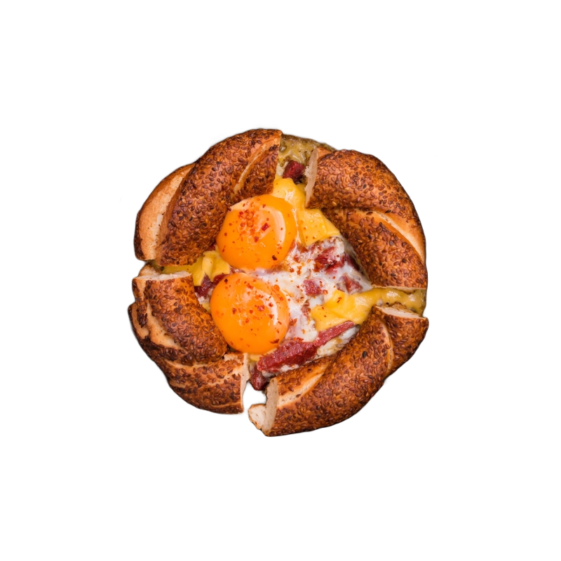  Sesamring mit Ei und Sucuk